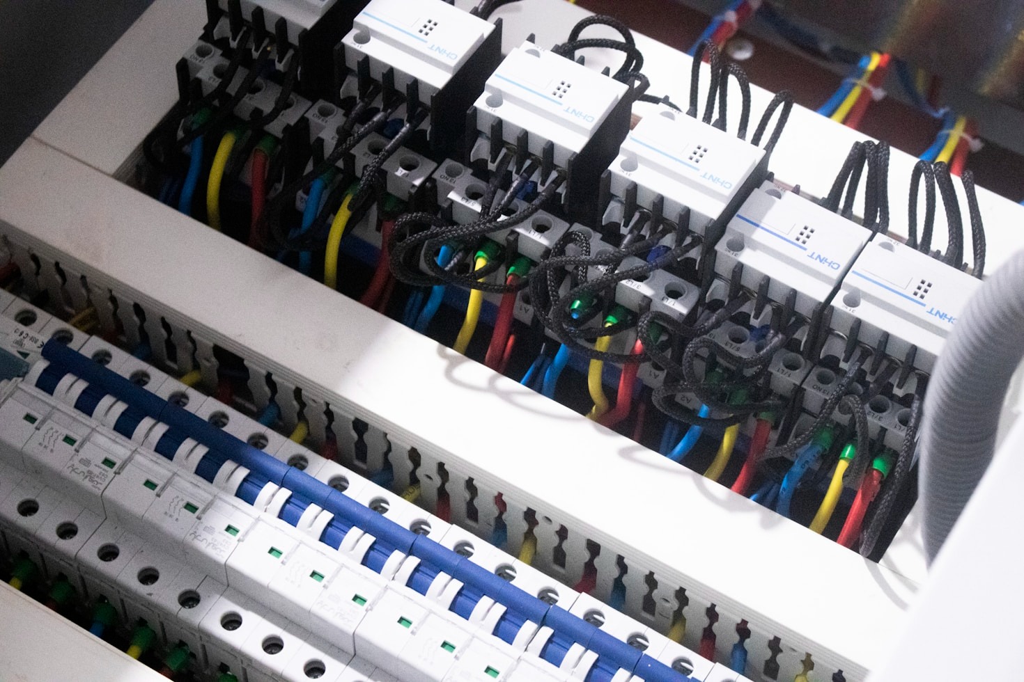 Expert Tips on Maintaining Your Security System